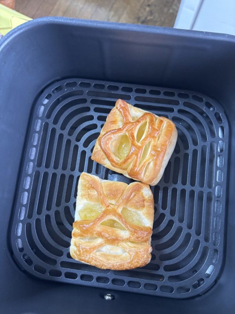焼く前_リンゴデニッシュ
