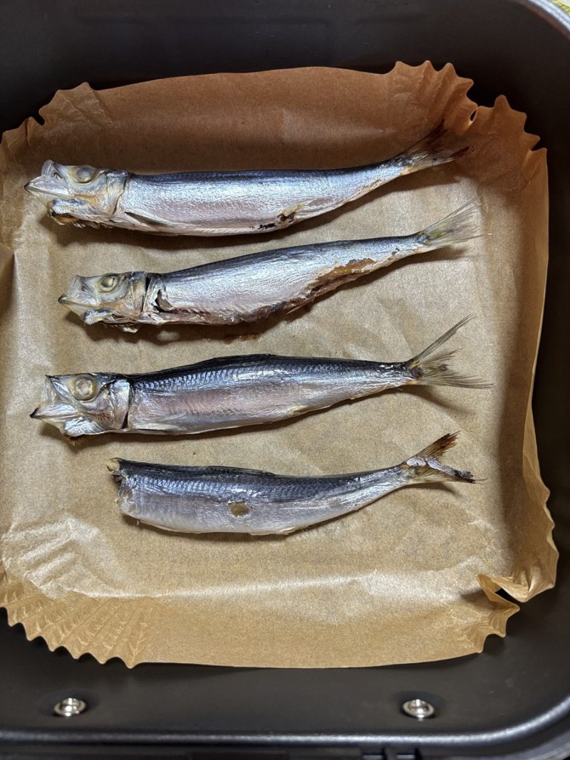 ノンフライヤーでウルメイワシを焼く前